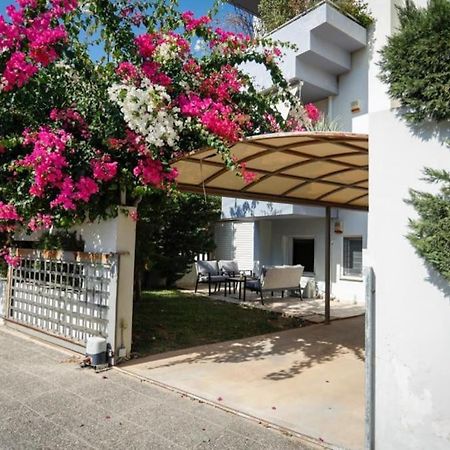 Pame Rentals - Cozy Glyfada Stay With Free Parking Atenas Exterior foto