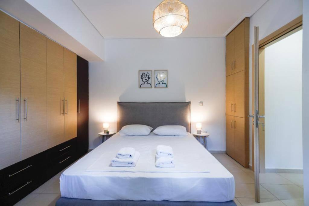 Pame Rentals - Cozy Glyfada Stay With Free Parking Atenas Exterior foto